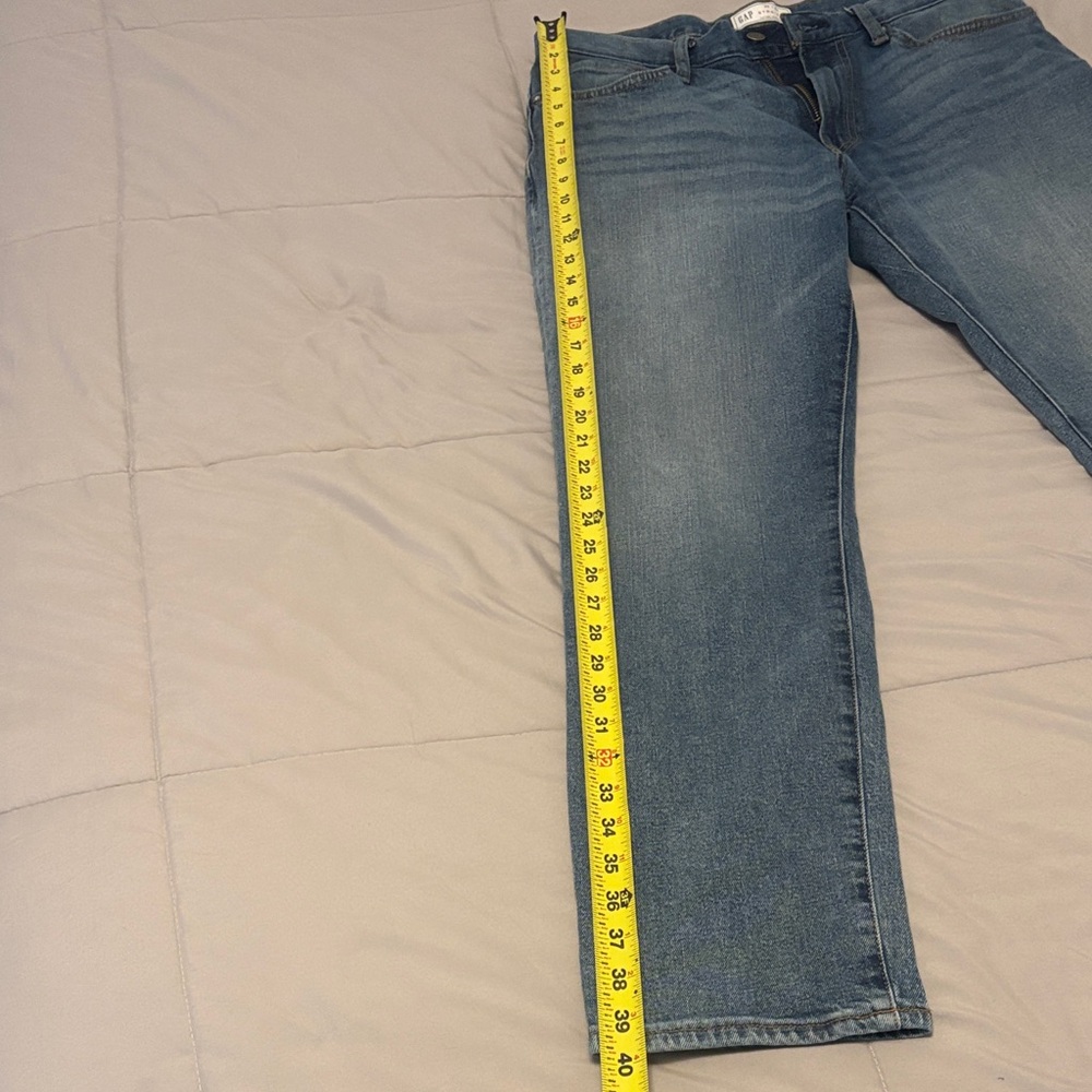 GAP Men's Straight Jeans - Medium Wash 32x30